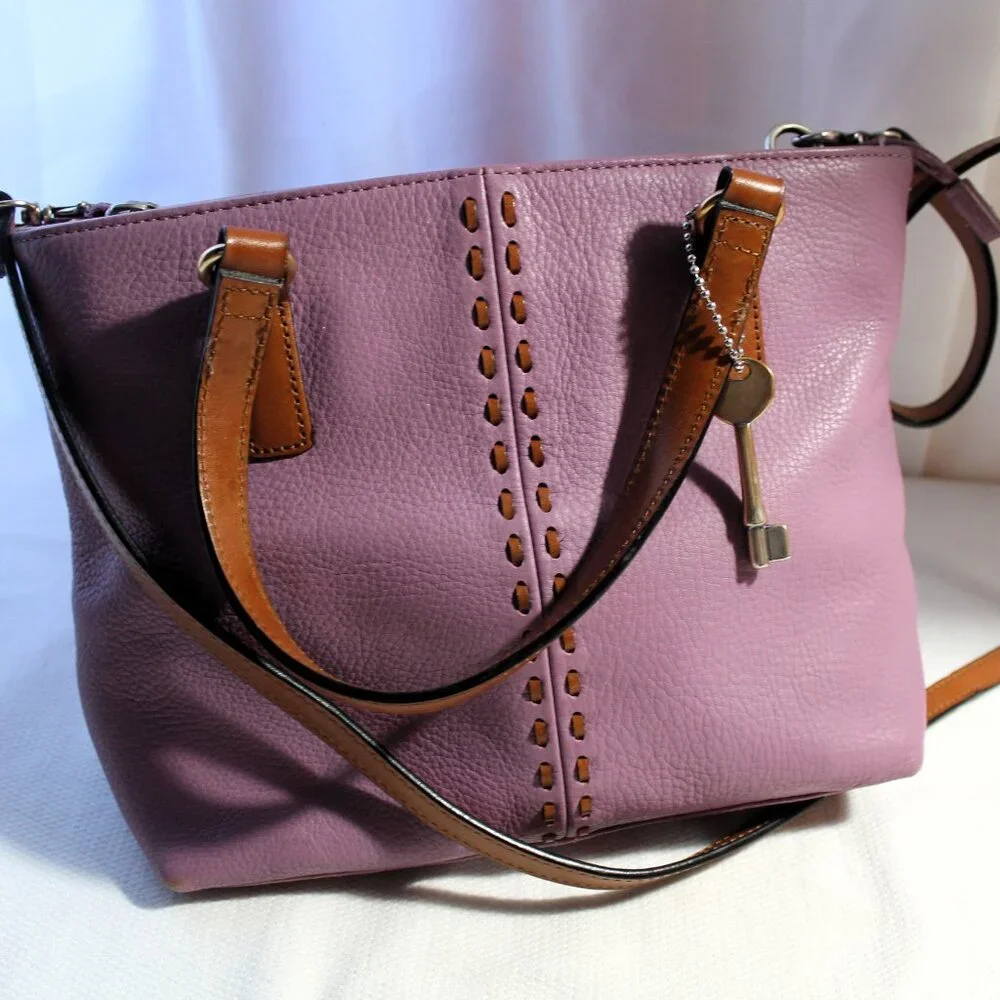 FOSSIL Lavender Pebbled Leather Crossbody w/ Tan Leather Trim, EUC